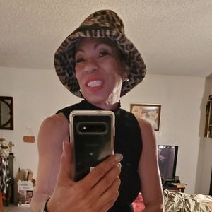 Meet your Posher, Jacquelyn